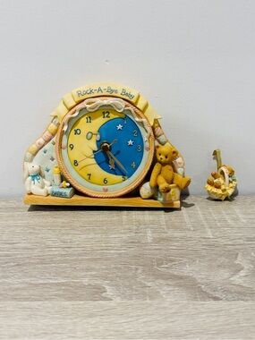 Vintage Cherished Teddies Rock-A-Bye Baby Clock 1996 Enesco 203939 Nursery Decor